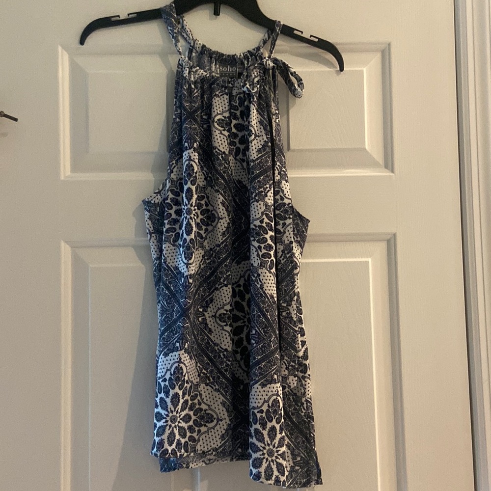Cute summer top from New York and co.